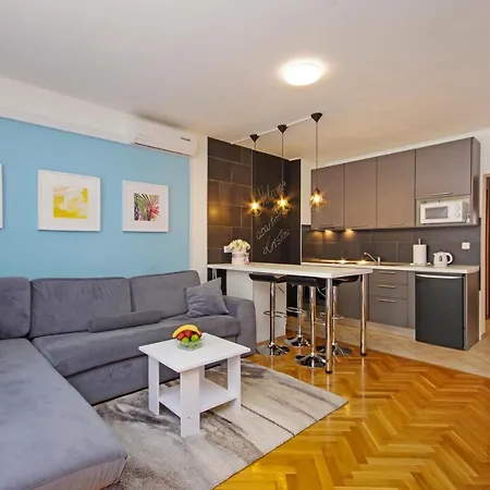Kristina Apartment Baska Voda