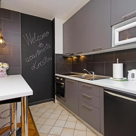 Kristina Apartment *