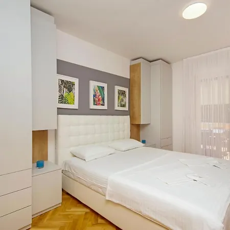 Apartment Kristina Baska Voda