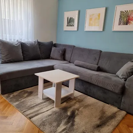 Kristina Apartman *