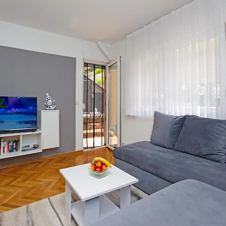 Apartament Kristina